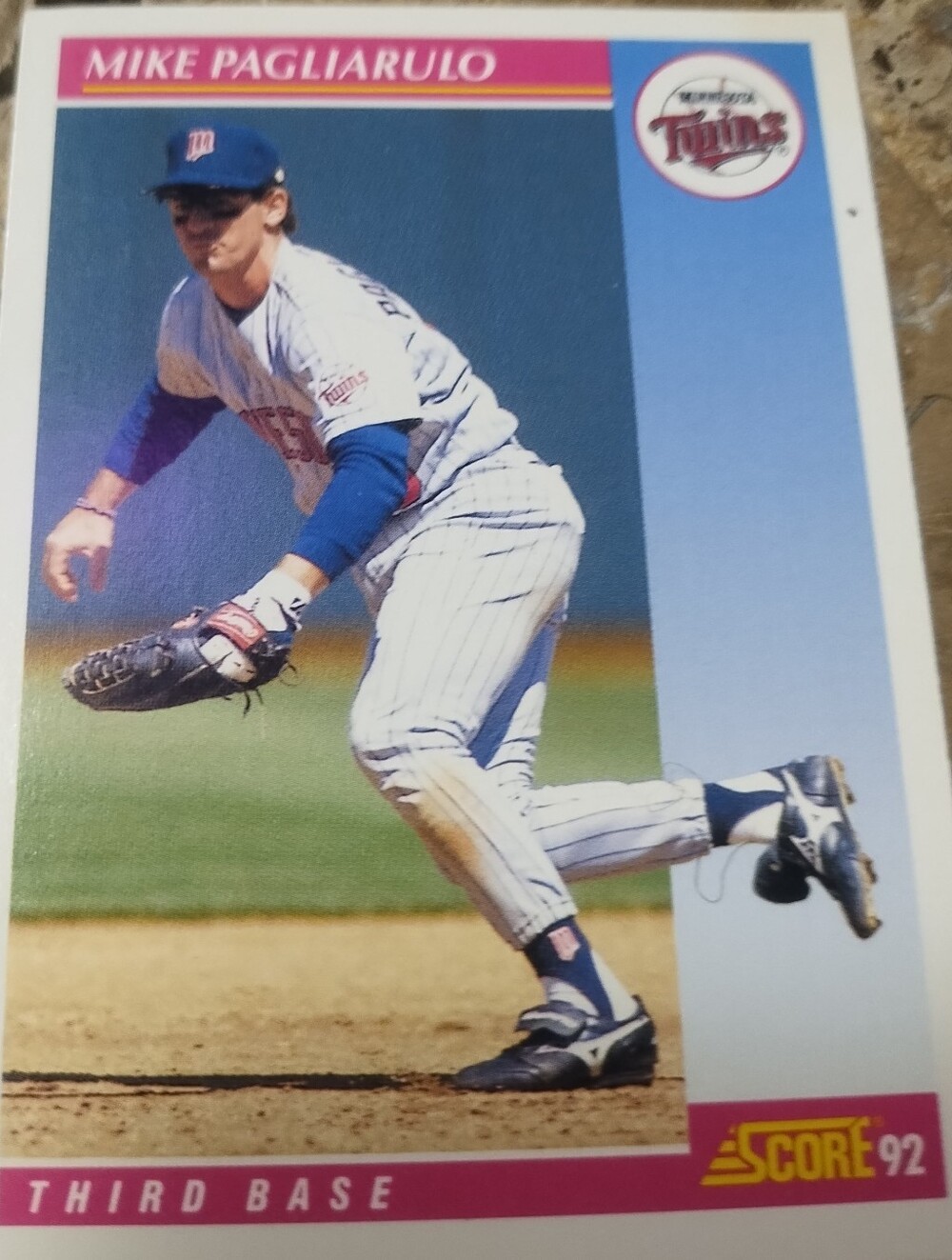 Mike Pagliarulo Minnesota Twins Baseball Card - White, Blue Score 92